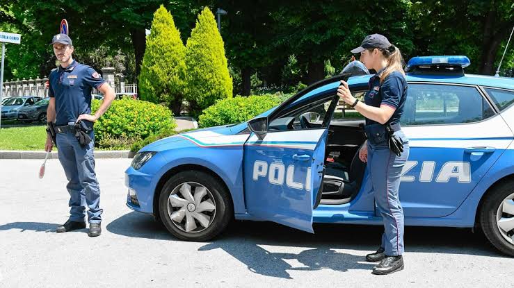 Selezione di personale per la qualificazione di operatore con funzioni di pari della Polizia di Stato